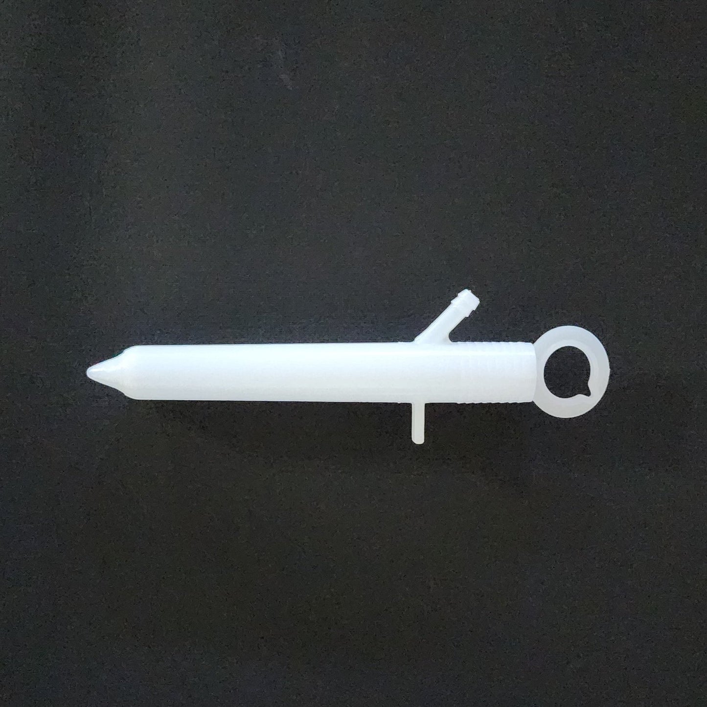 A Smooth-Tip straight - Speculum Only